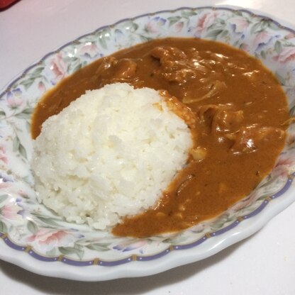 カレー粉がなかったのでルーを砕いて作りました！すごく美味しかったです♪